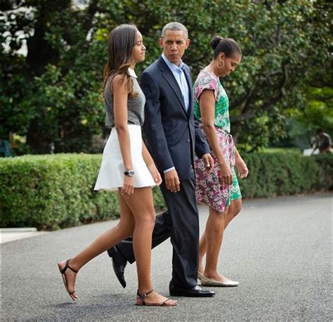 how tall is malia obama|12 Things to Know About Malia Obama .